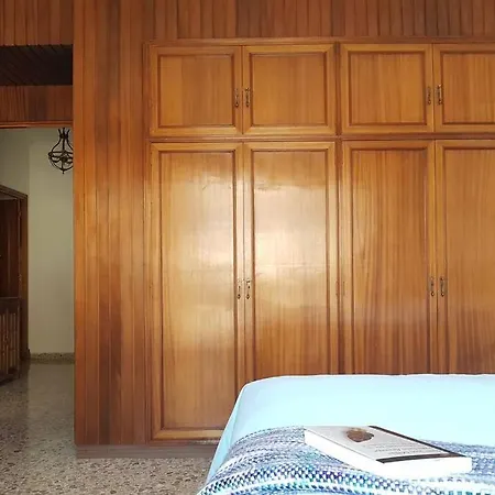 Amplio Y Luminoso Piso En El Centro De Apartamento *