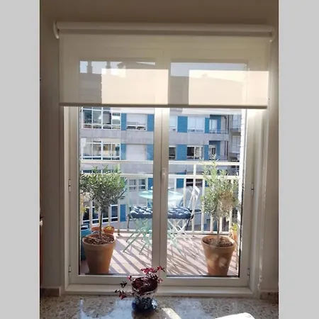 Amplio Y Luminoso Piso En El Centro De * Ourense