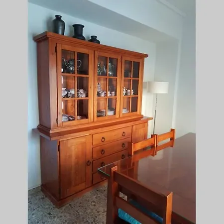 Amplio Y Luminoso Piso En El Centro De Ourense