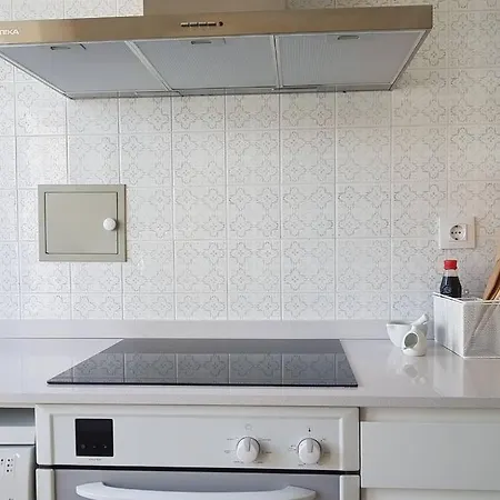 Apartamento Amplio Y Luminoso Piso En El Centro De *